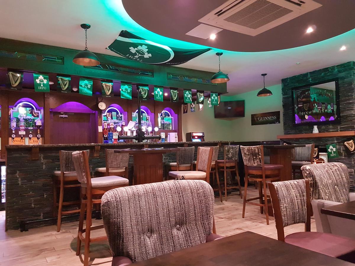 The Armada Inn Ballymoney Exterior foto